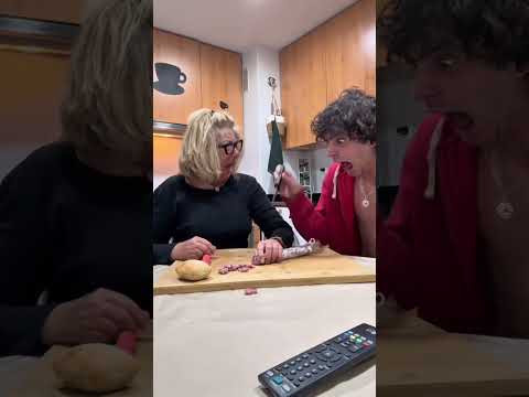 I Pranked My Mom with a Fake Knife 