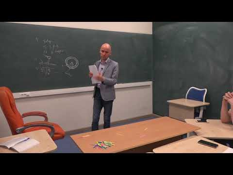 22. В какой момент идет удвоение центриолей?