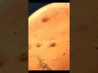 Лід на вершинах гір Марса | Ice on the mountaintops of Mars