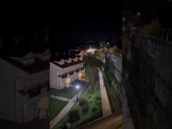 Спускается ночь на город 