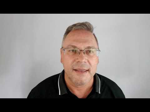 Profesor de espa&ntilde;ol e ingl&eacute;s Dmitry Ershov