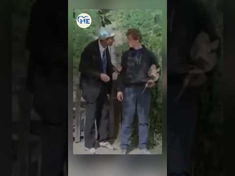 Ты пошто мамку обидел?
